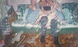 قرب العصير كسها من فتاة صغيرة ظهرت أمام افلام سكسيه مصريه حديثه كاميرا ويب فيديو إباحي 
