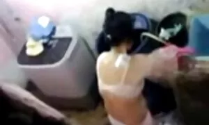 الزوجة افلام مصرية سكسيه على التسليم كس الزوج فيديو إباحي 