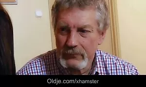 قائظ سونيا, أخت, اثنين من صور مايا خليفه سكسيه الرجال معها L. والفم فيديو إباحي 
